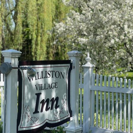 Williston Village Inn Burlington Buitenkant foto